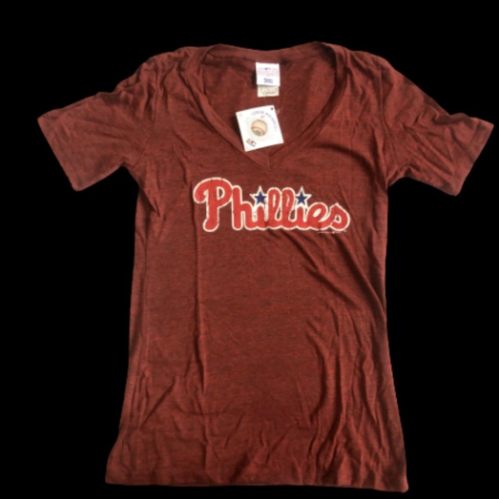 Women's MLB Classic team logo V-neck T-shirt (Philadelphia Phillies) Small